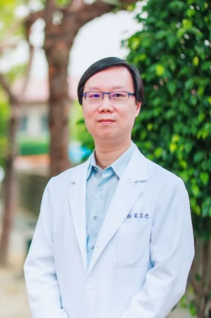 Chih-Kuang Liang